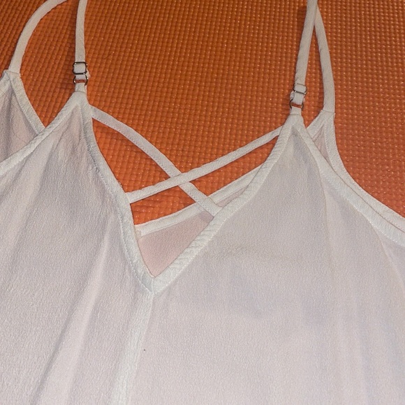 Francescas Tank Top - Picture 3 of 4